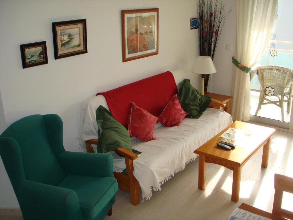 Reception La Rotonda Aparthotel Orihuela Oda fotoğraf